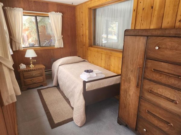 Cabin 5 Twin Bed