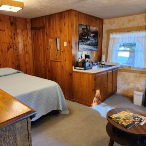 Cabin 5 Bedroom & Kitchenette