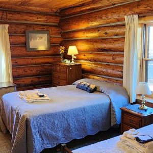 Cabin 6 Bedroom 613