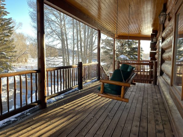 The Commons Apartment Deck with Porch Swing