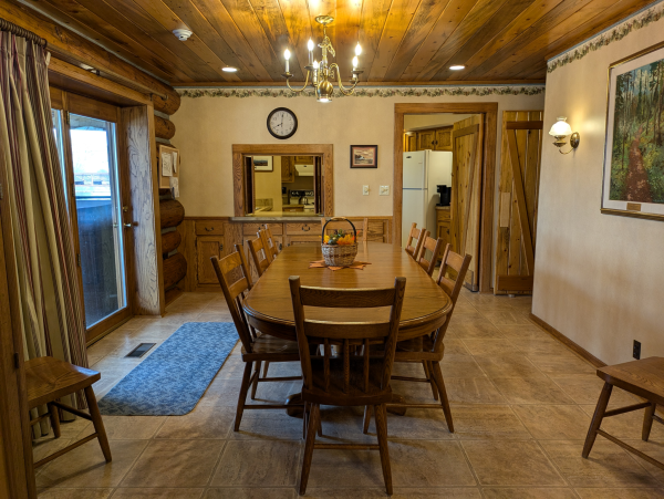 Cabin 6 Dining Room