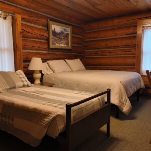 Cabin 6, Room 625, Queen and Twin